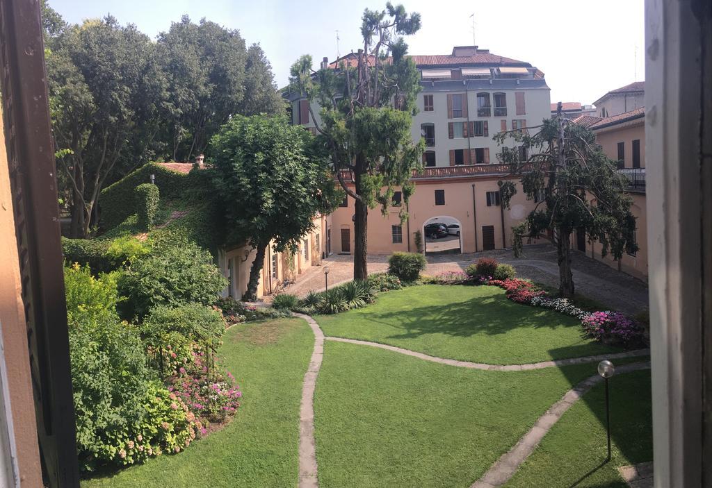 Residence In Centro Mantova Exterior photo